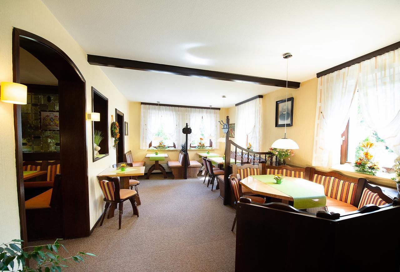 Hotel Meyer ฮิลเดสไฮม์ ภายนอก รูปภาพ
